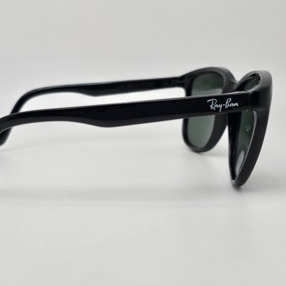 Ray-Ban B&L L1717 Cats 2000 Sunglasses w/ Case main image 3